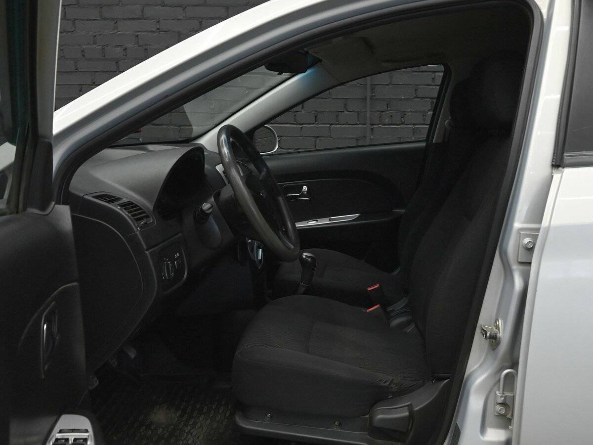 Chery Very (A13) с пробегом — 2012 год. Фото: #7