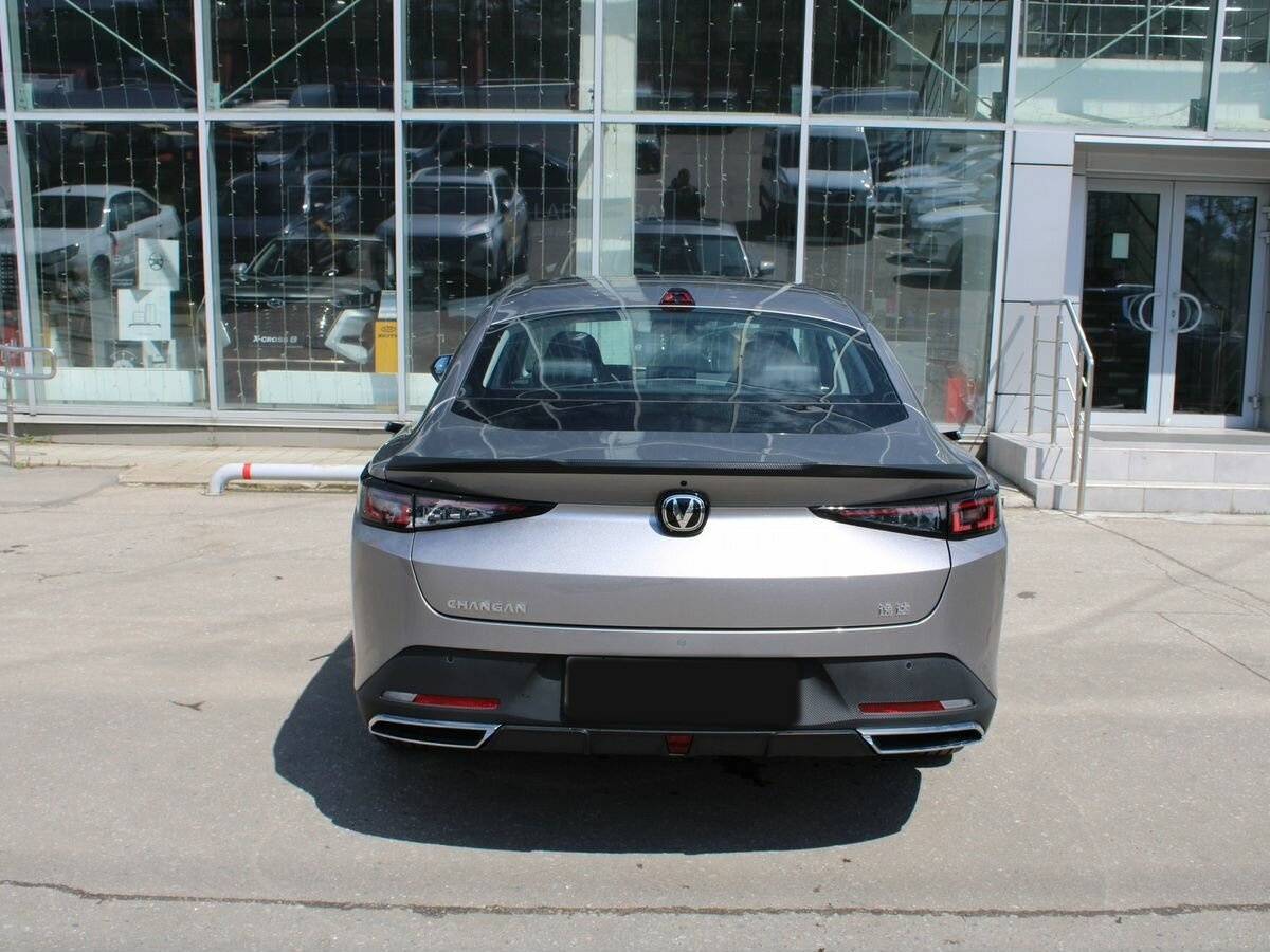 Changan Lamore с пробегом — 2023 год. Фото: #5