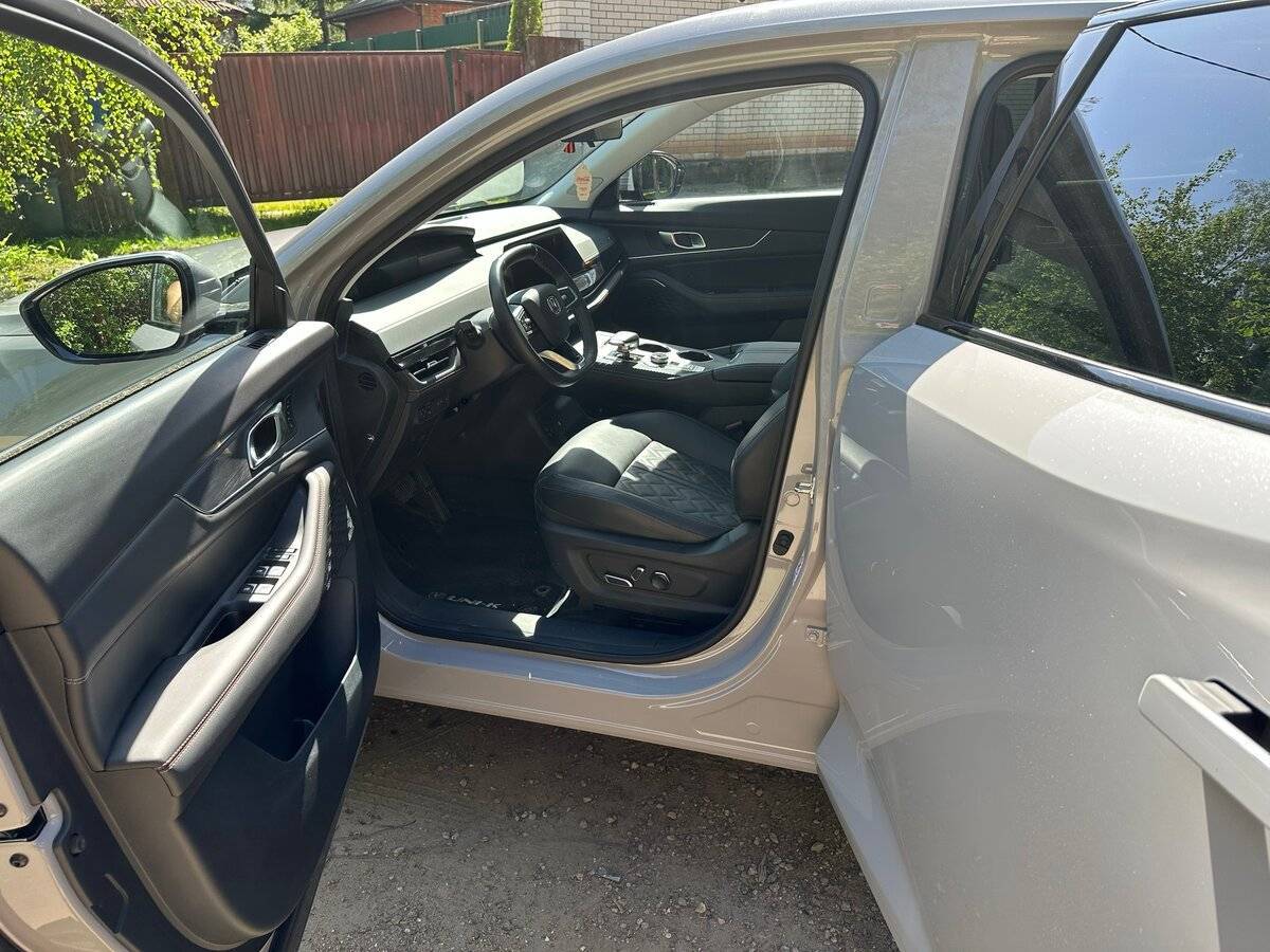 Changan UNI-K с пробегом — 2023 год. Фото: #9