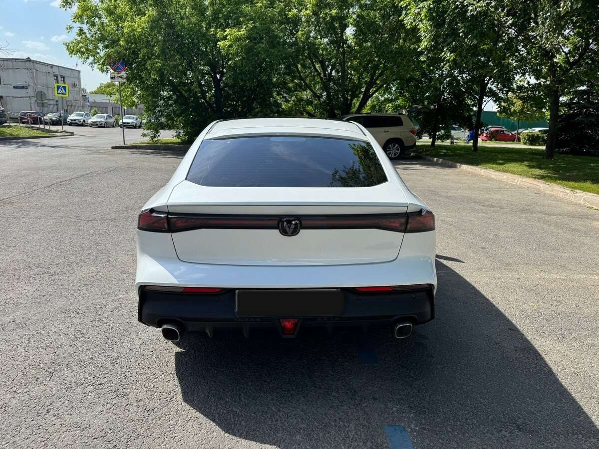 Changan UNI-V с пробегом — 2024 год. Фото: #5