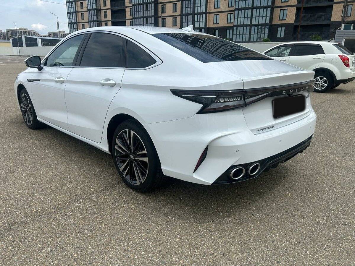 Chery Arrizo 8 с пробегом — 2024 год. Фото: #2