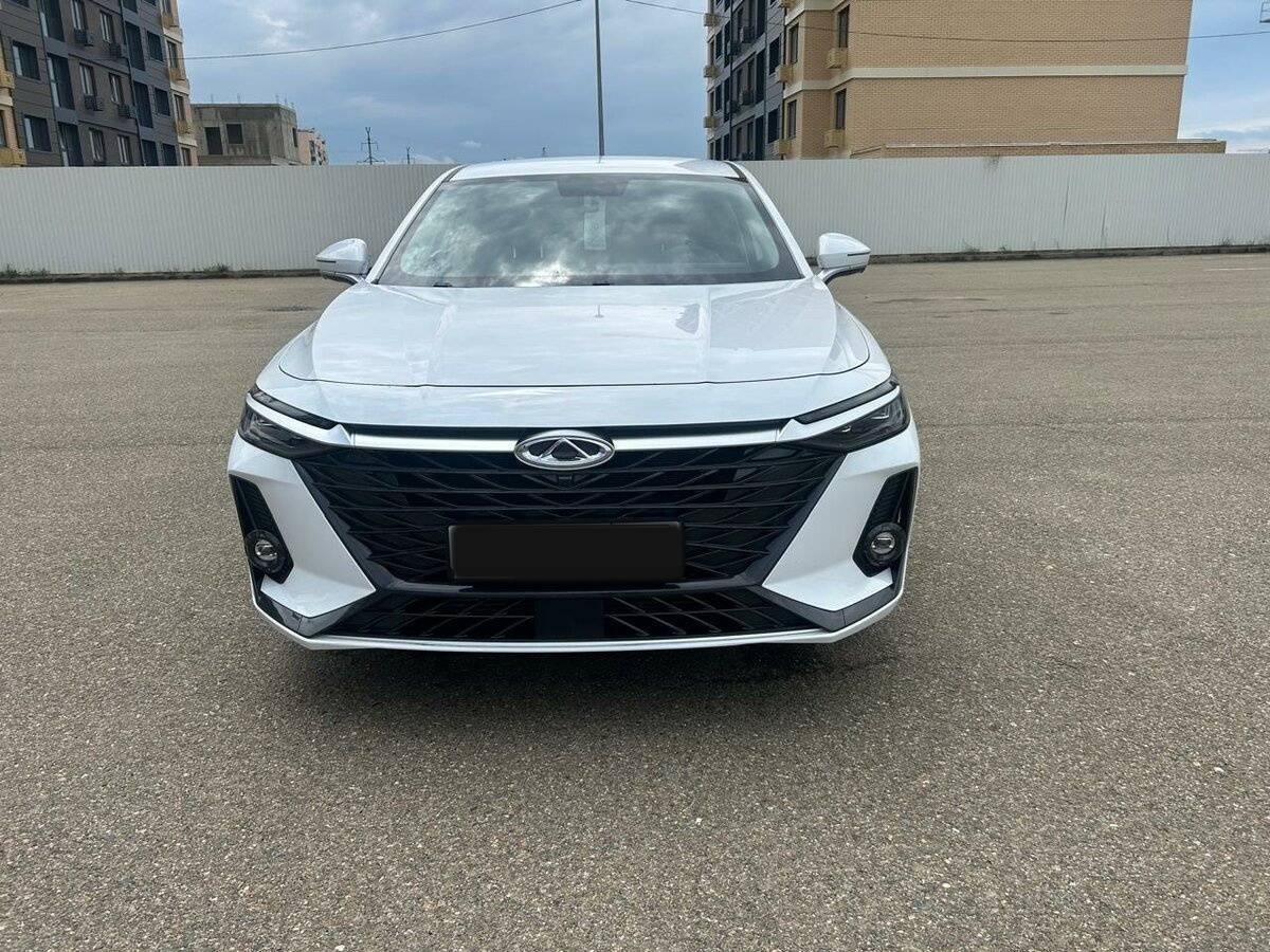 Chery Arrizo 8 с пробегом — 2024 год. Фото: #7