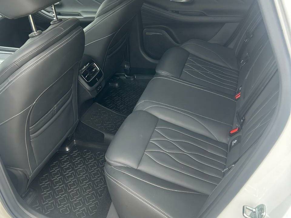 Chery Arrizo 8 с пробегом — 2024 год. Фото: #12