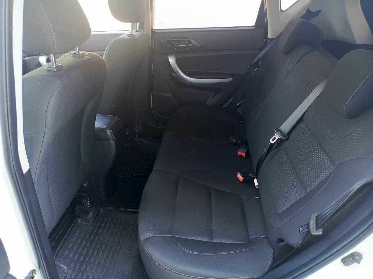 Changan CS35 с пробегом — 2016 год. Фото: #11