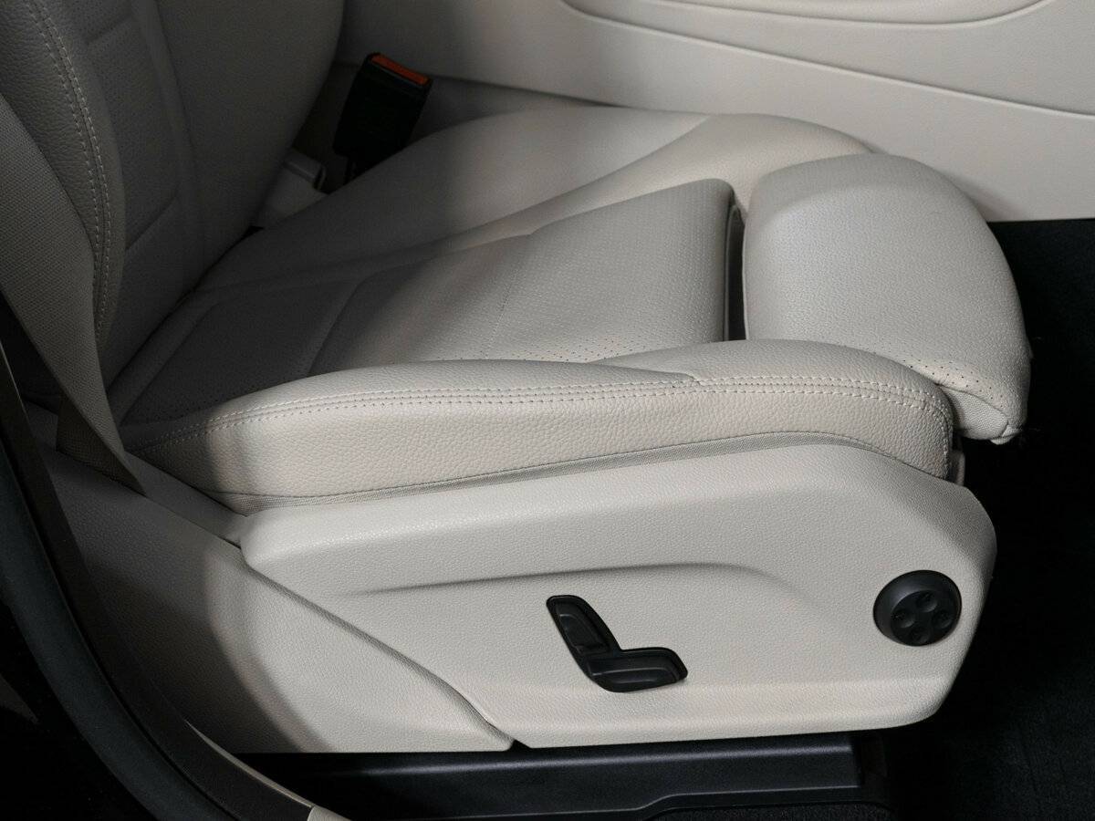 Mercedes-Benz GLC с пробегом — 2021 год. Фото: #19