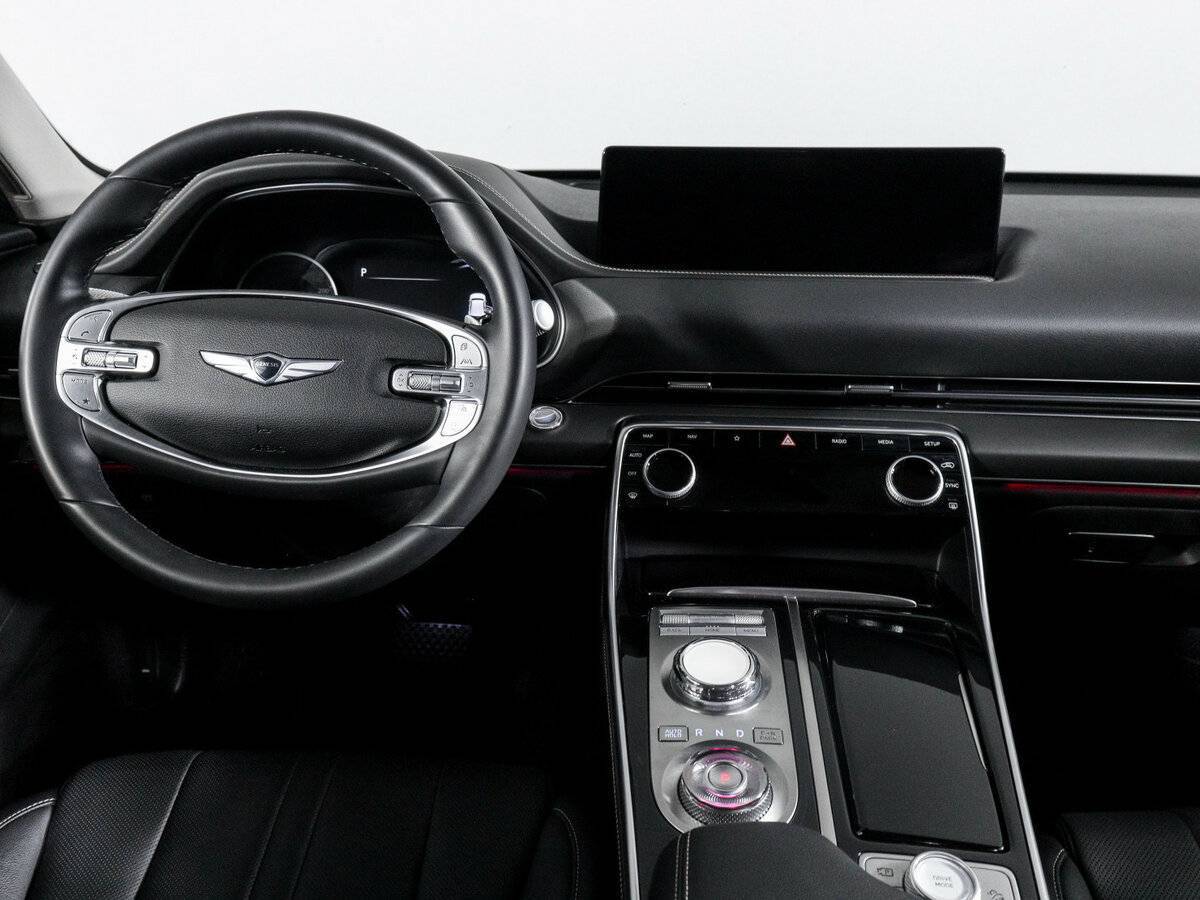 Genesis GV80 с пробегом — 2023 год. Фото: #8