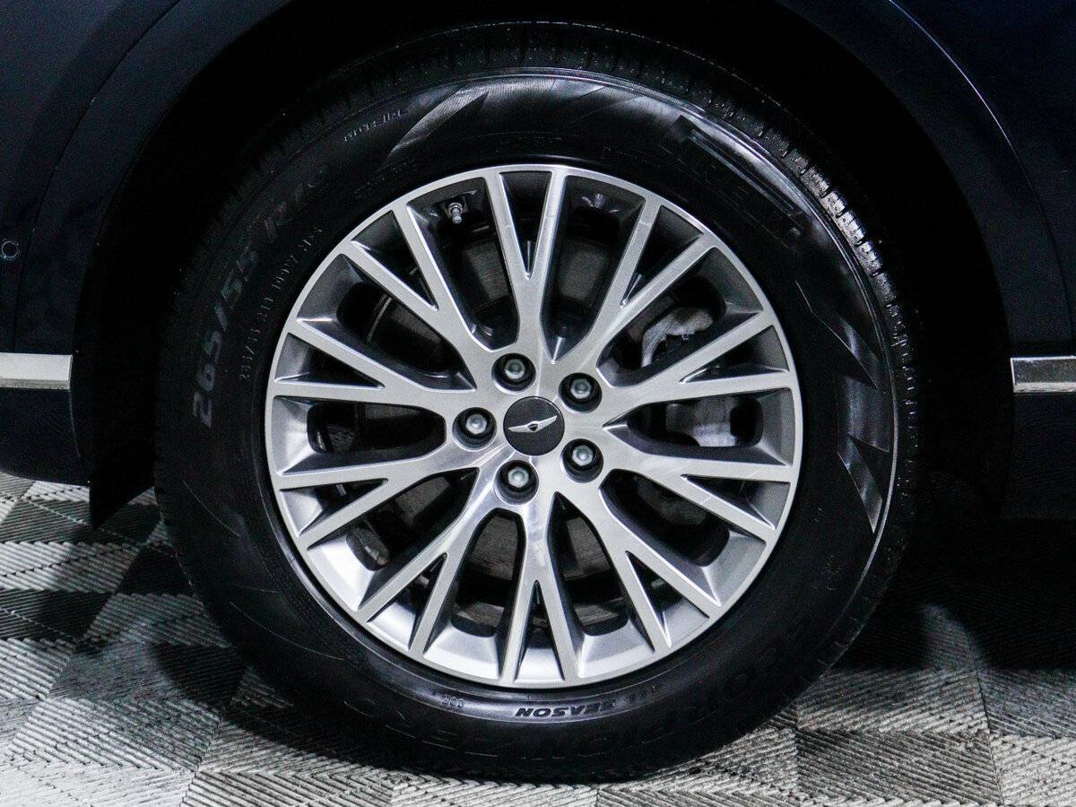 Genesis GV80 с пробегом — 2023 год. Фото: #10