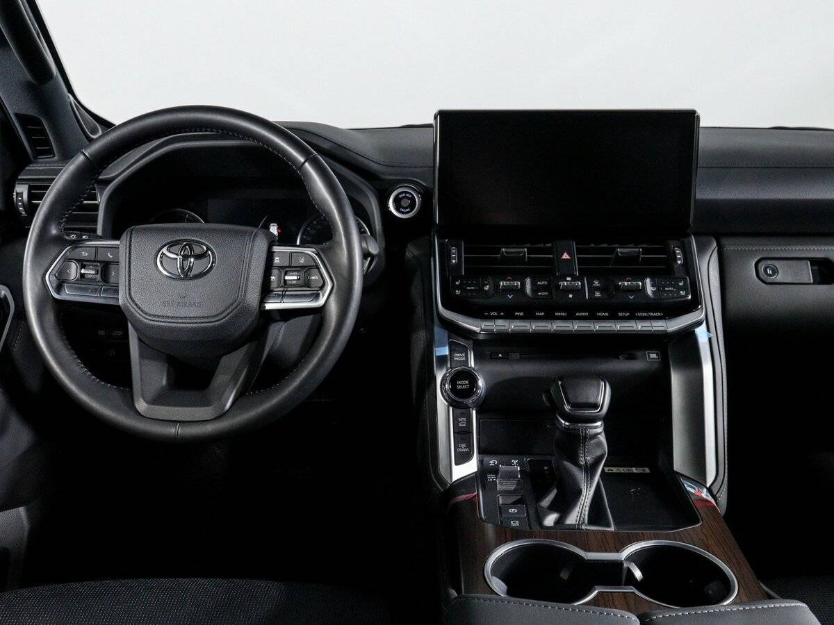 Toyota Land Cruiser с пробегом — 2022 год. Фото: #8