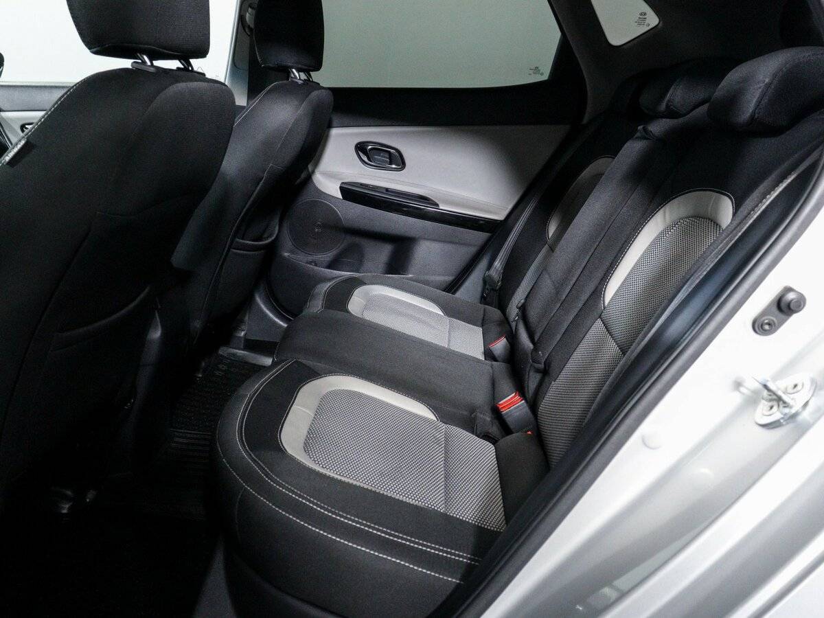 Kia Ceed с пробегом — 2012 год. Фото: #9