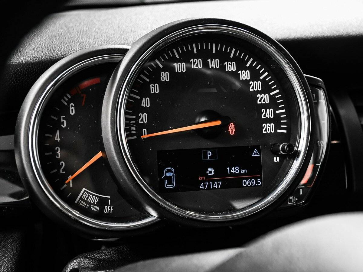 Mini Hatch с пробегом — 2018 год. Фото: #9