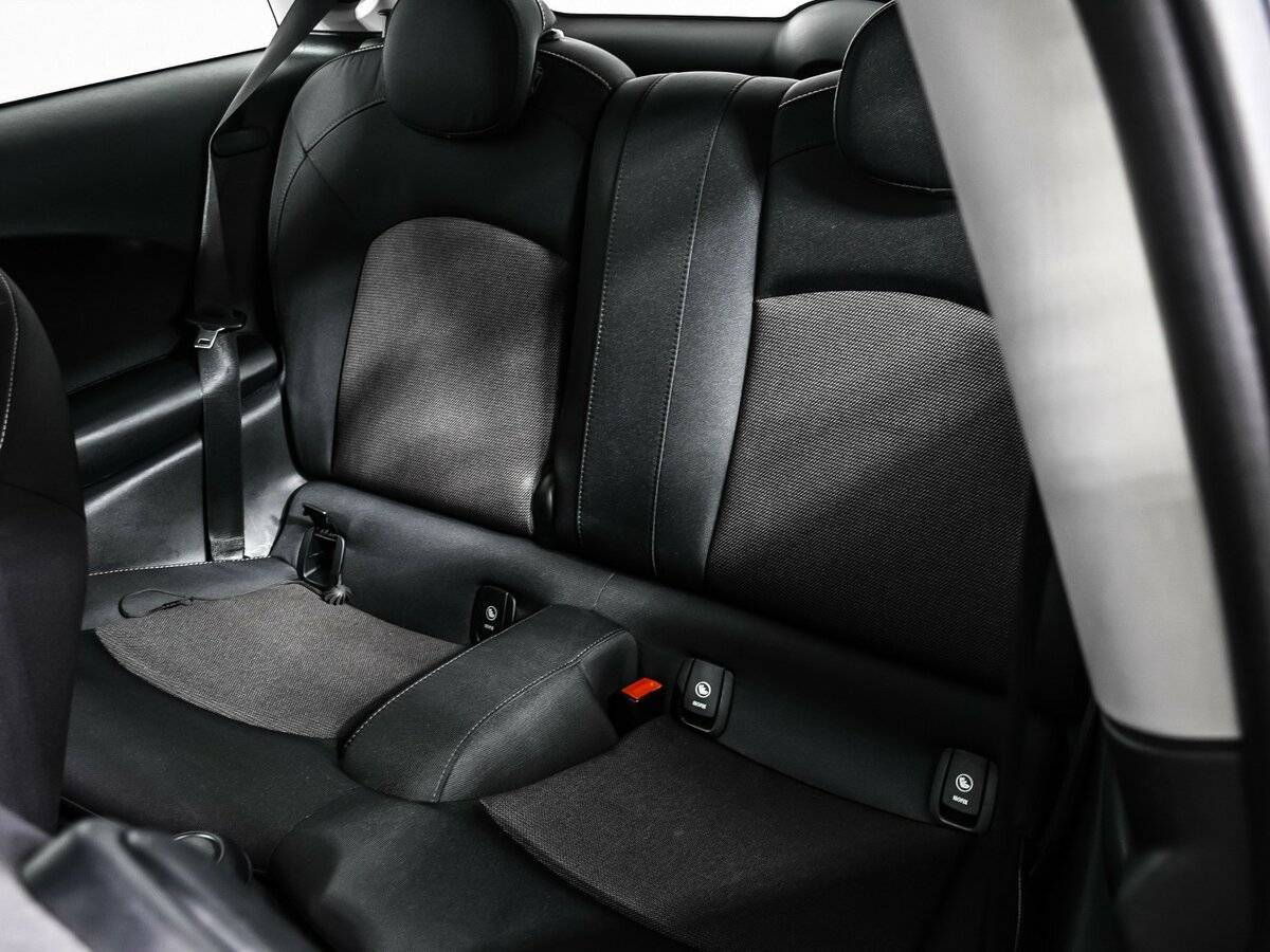 Mini Hatch с пробегом — 2018 год. Фото: #12