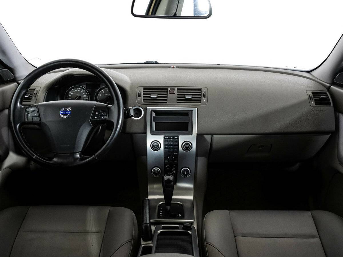 Volvo S40 с пробегом — 2007 год. Фото: #9