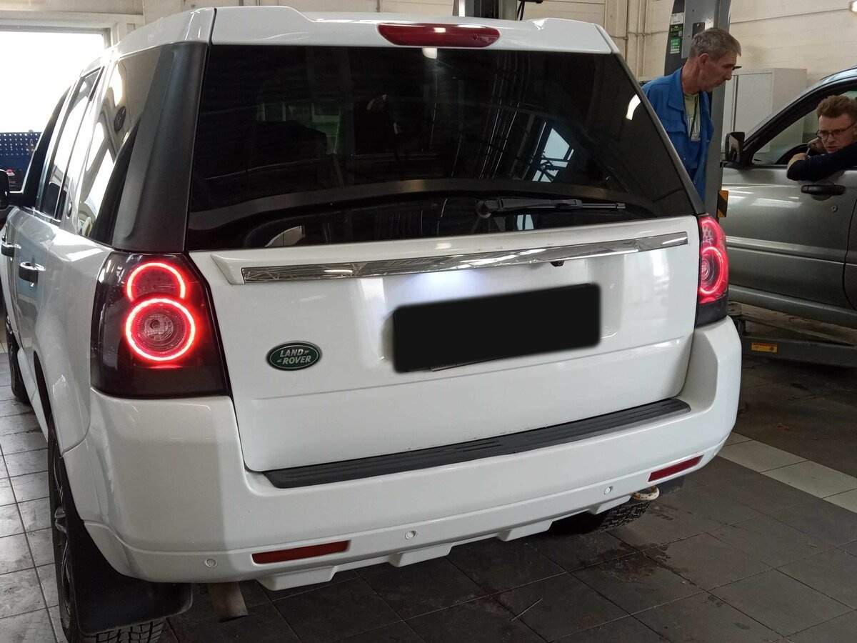 Land Rover Freelander с пробегом — 2011 год. Фото: #3