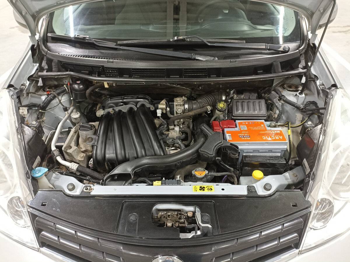 Nissan Note с пробегом — 2010 год. Фото: #8