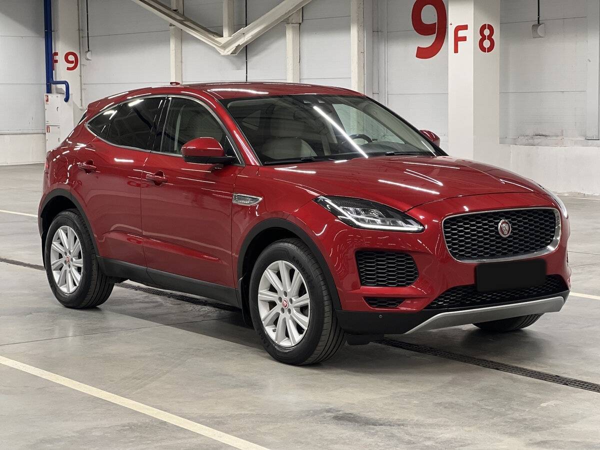 Jaguar E-Pace с пробегом — 2018 год. Фото: #2