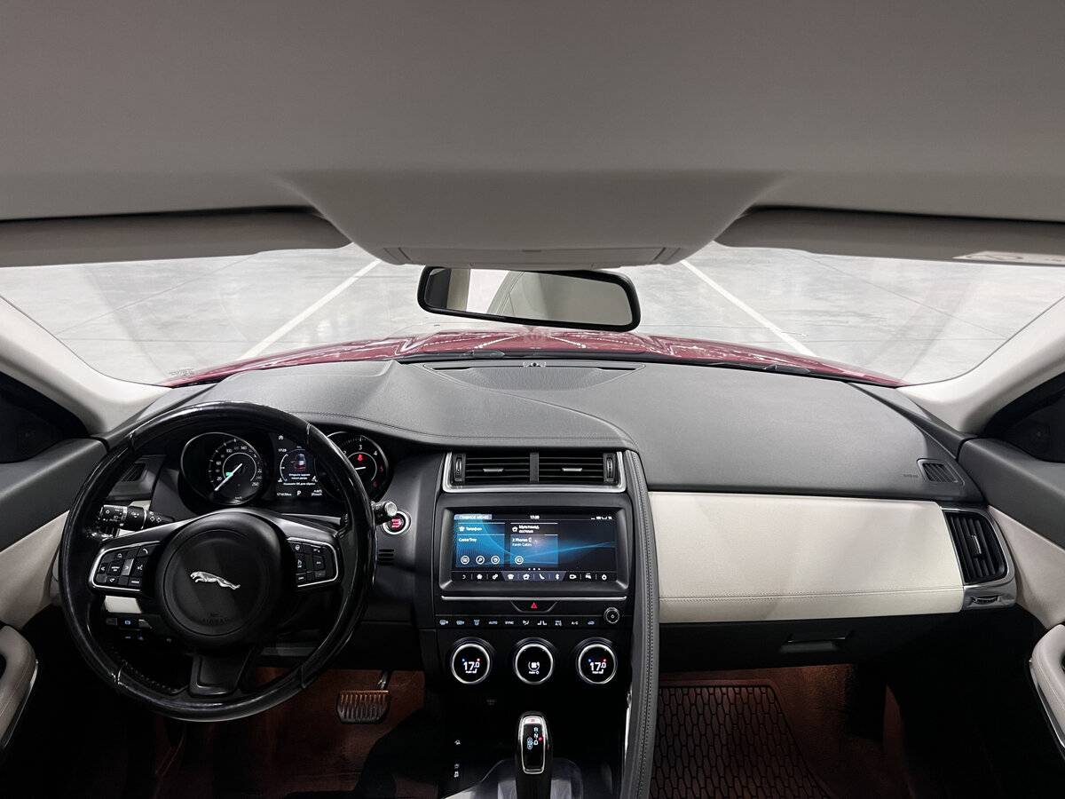 Jaguar E-Pace с пробегом — 2018 год. Фото: #13