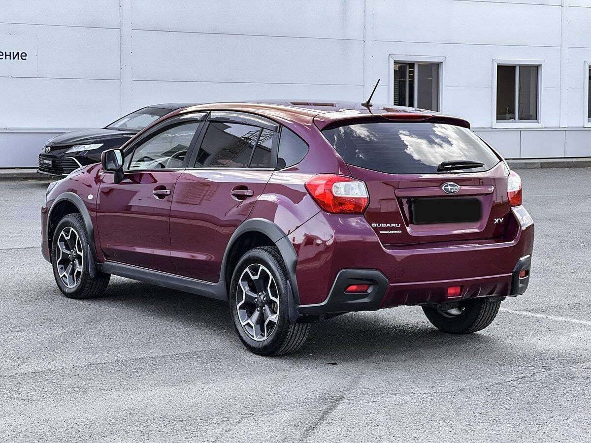 Subaru XV с пробегом — 2012 год. Фото: #6