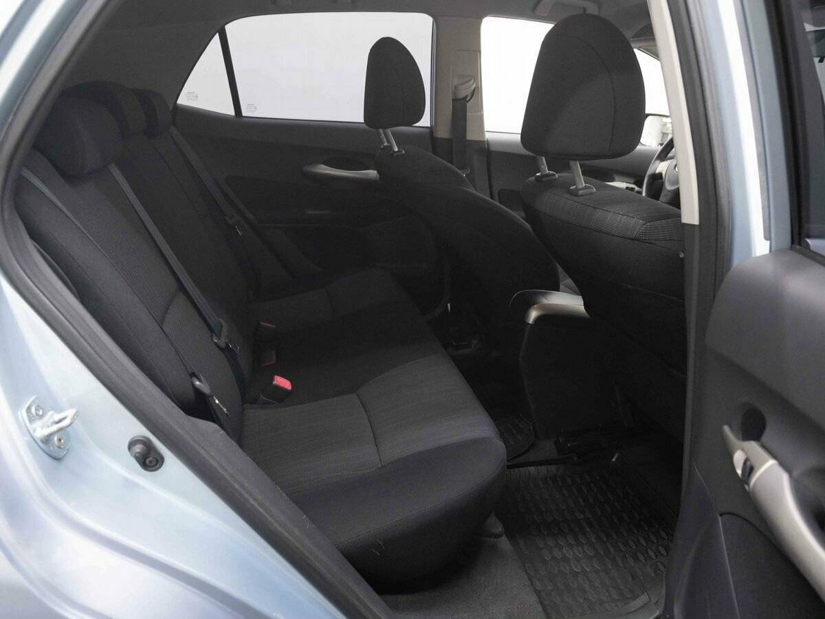 Toyota Auris с пробегом — 2008 год. Фото: #10