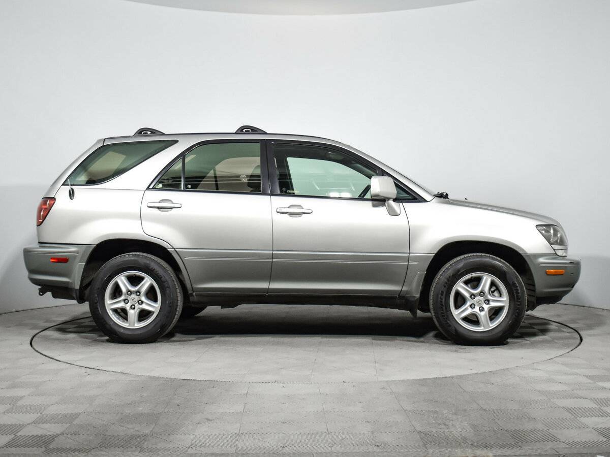 Lexus RX с пробегом — 2000 год. Фото: #3