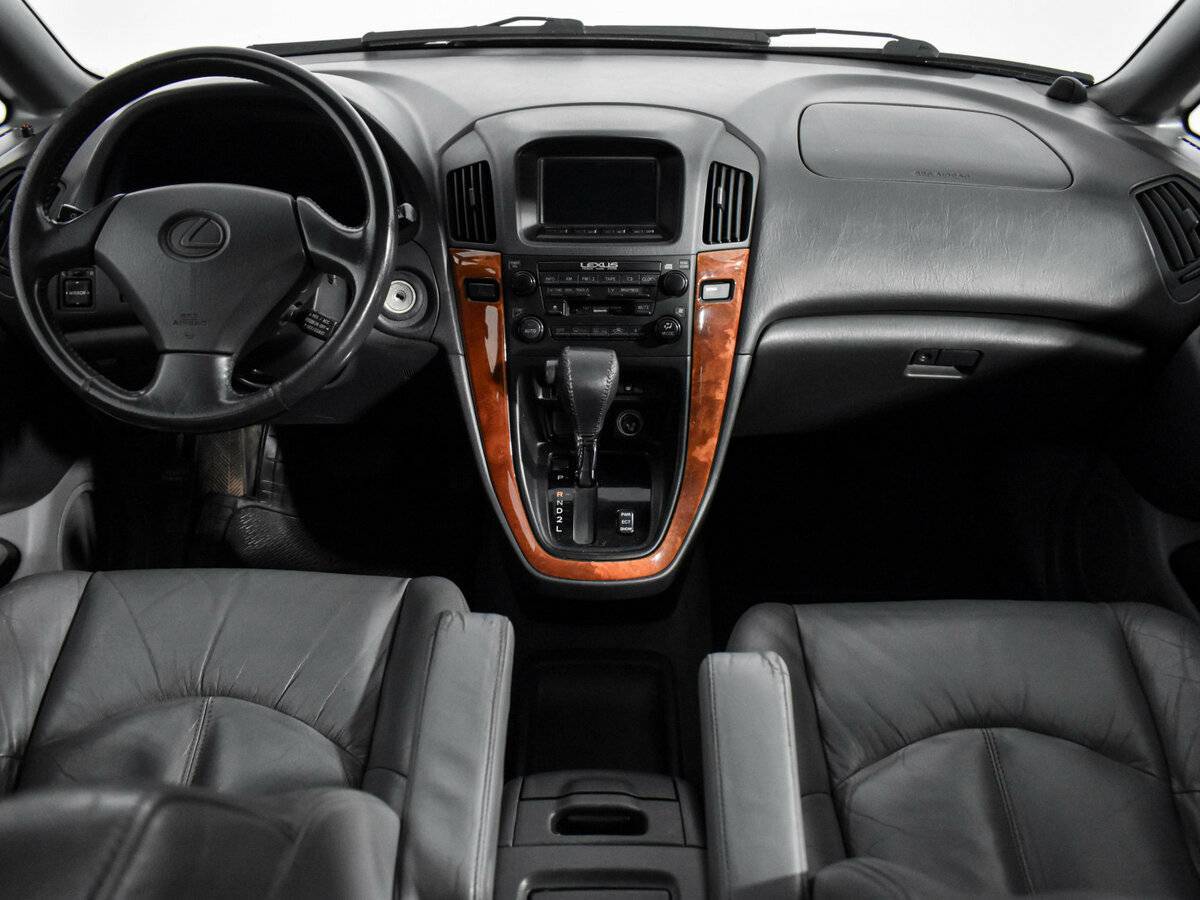 Lexus RX с пробегом — 2000 год. Фото: #13