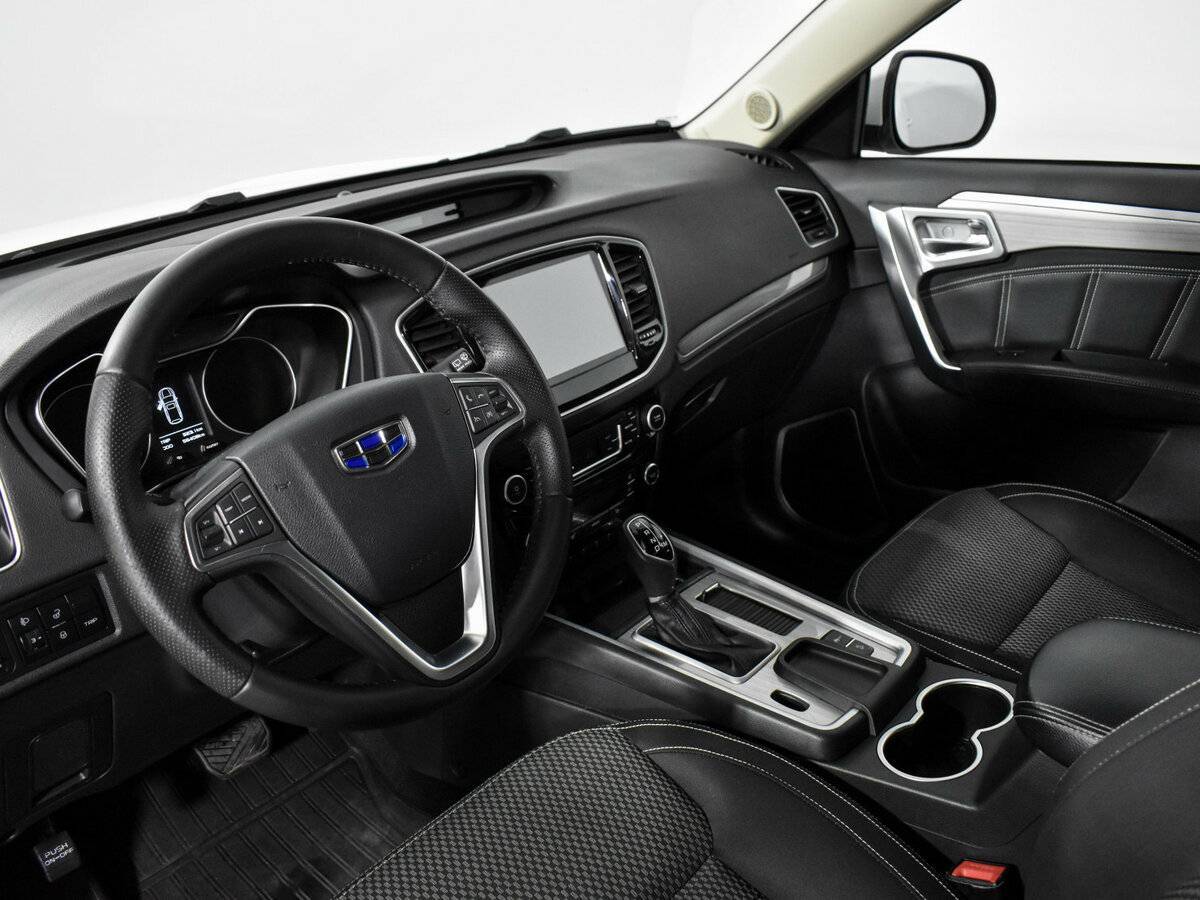 Geely Emgrand X7 с пробегом — 2018 год. Фото: #6