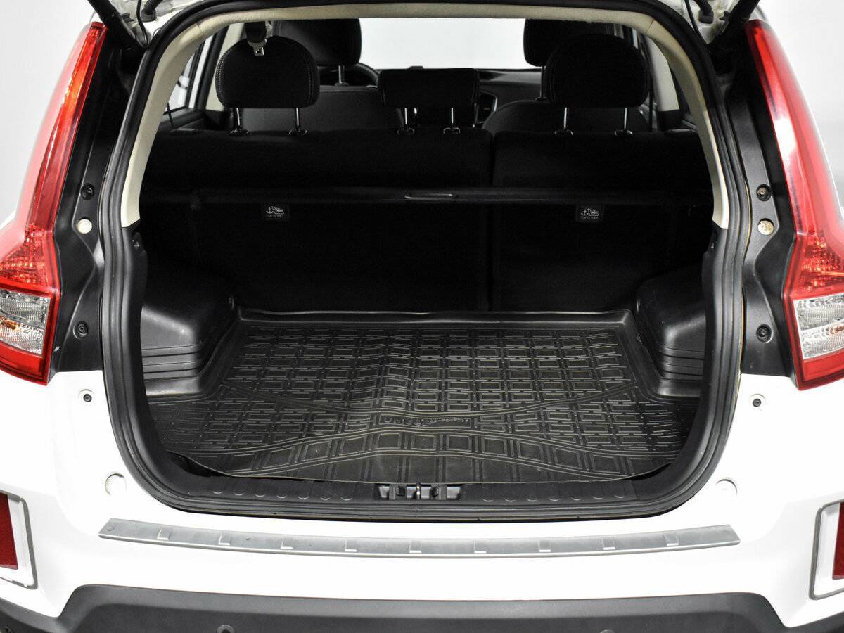 Geely Emgrand X7 с пробегом — 2018 год. Фото: #16