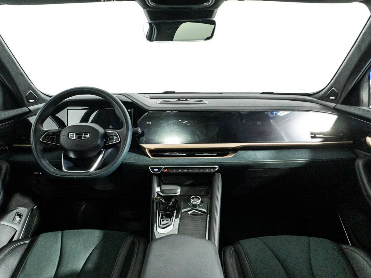 Geely Monjaro с пробегом — 2023 год. Фото: #12