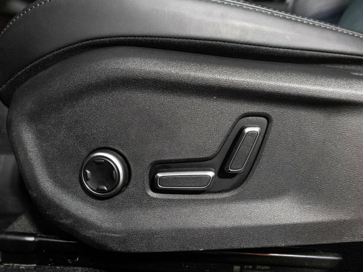 Geely Monjaro с пробегом — 2023 год. Фото: #17