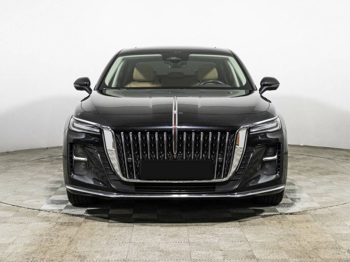 Hongqi H5 с пробегом — 2023 год. Фото: #1