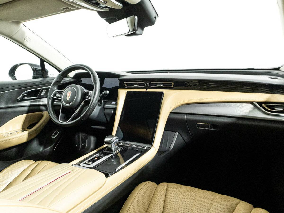 Hongqi H5 с пробегом — 2023 год. Фото: #8