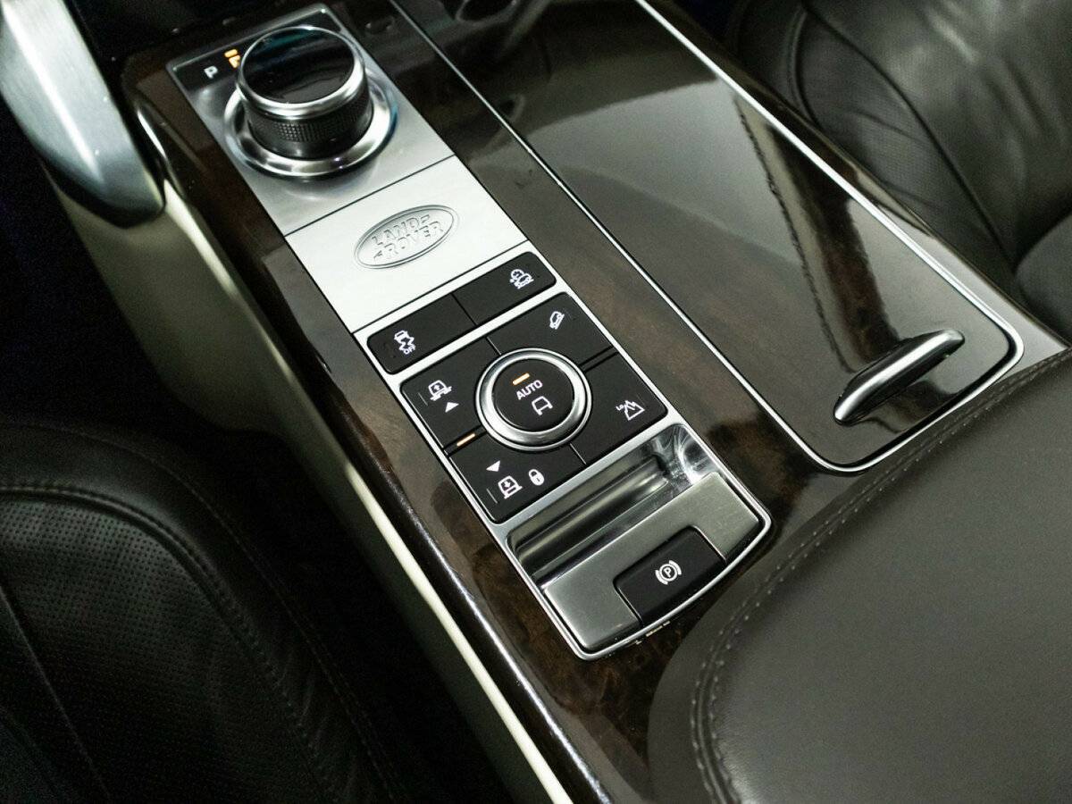 Land Rover Range Rover с пробегом — 2020 год. Фото: #22