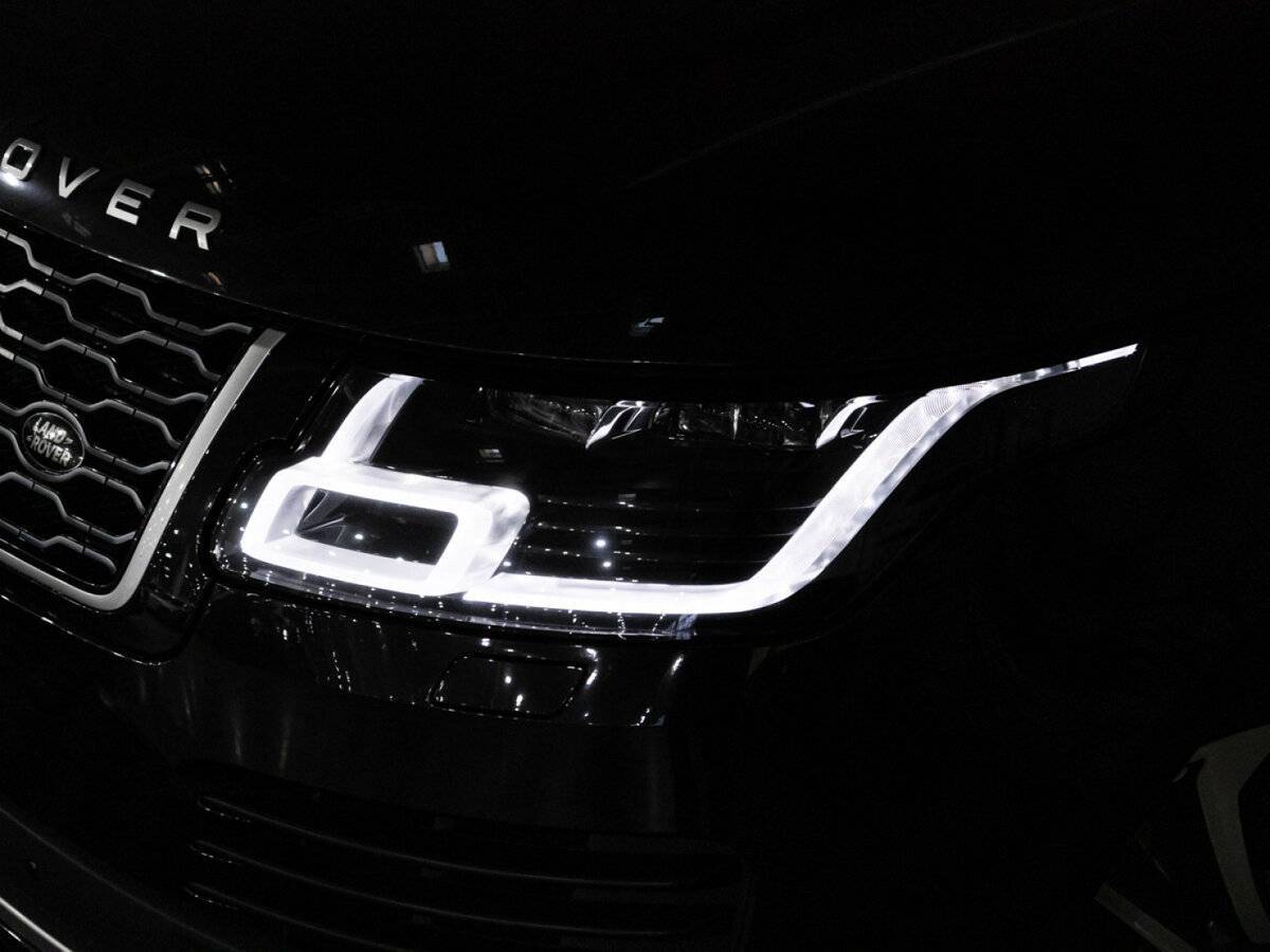 Land Rover Range Rover с пробегом — 2020 год. Фото: #31