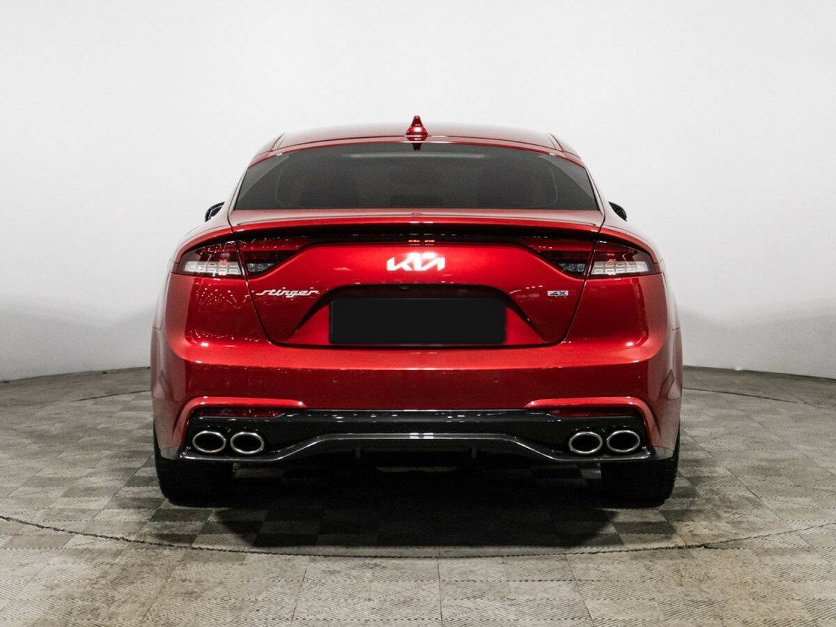 Kia Stinger с пробегом — 2022 год. Фото: #5