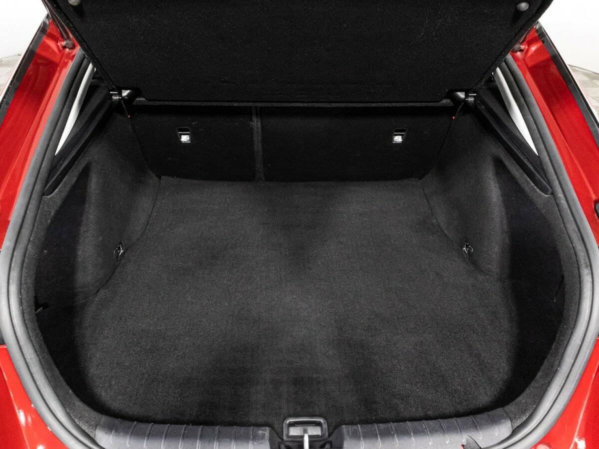 Kia Stinger с пробегом — 2022 год. Фото: #13