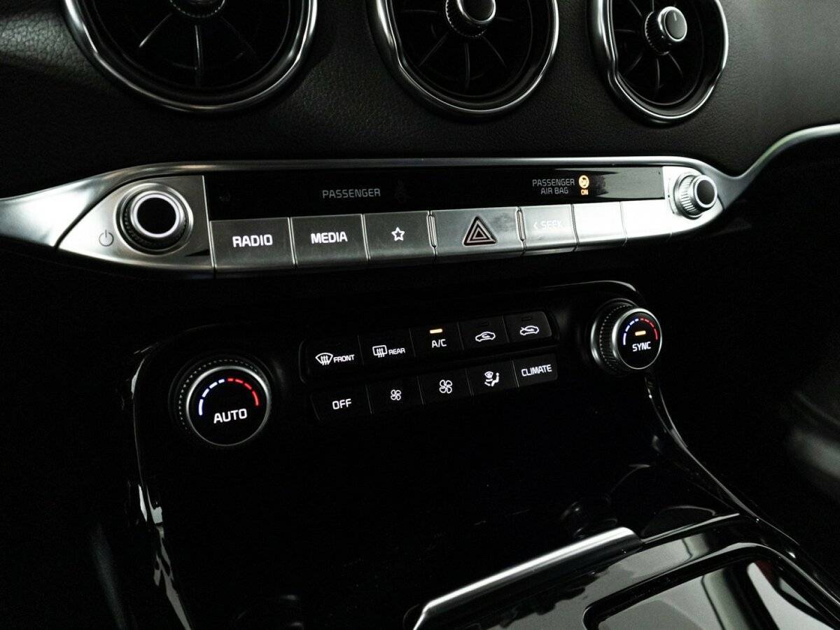 Kia Stinger с пробегом — 2022 год. Фото: #18