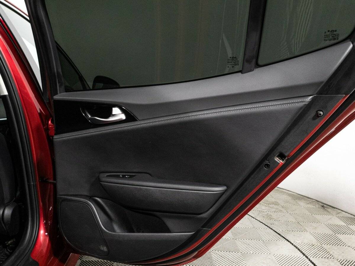 Kia Stinger с пробегом — 2022 год. Фото: #23