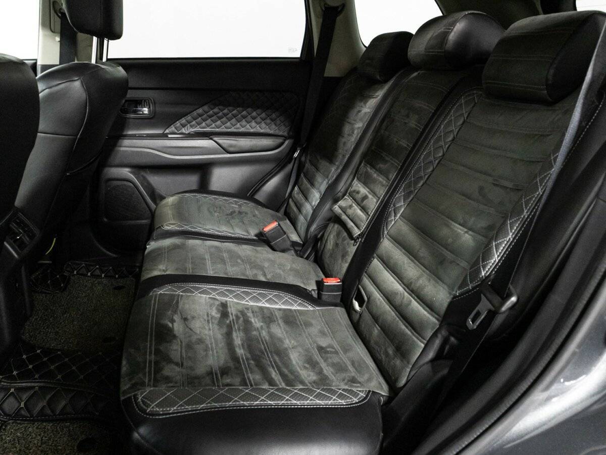 Mitsubishi Outlander с пробегом — 2019 год. Фото: #9