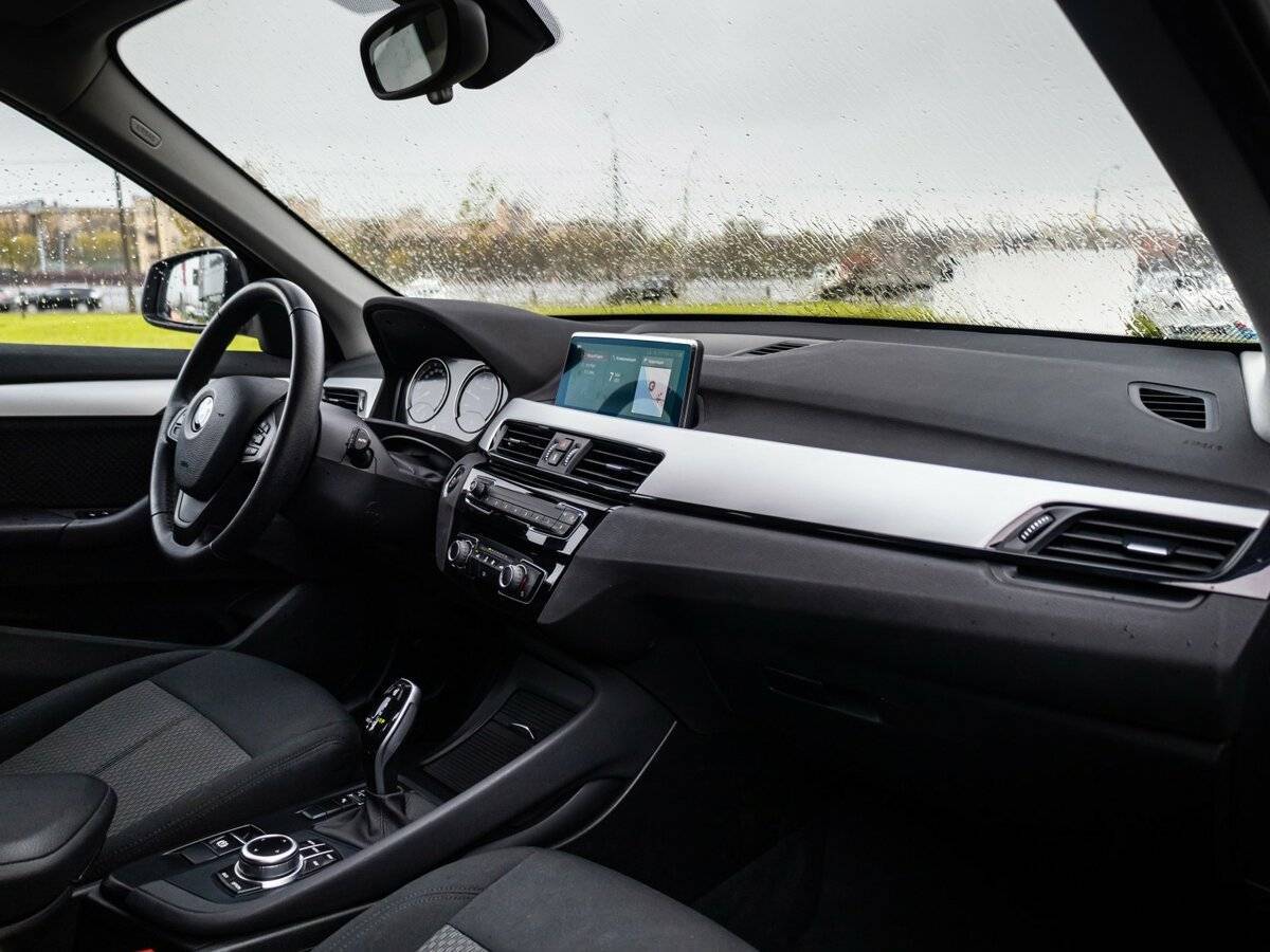 BMW X1 с пробегом — 2019 год. Фото: #8