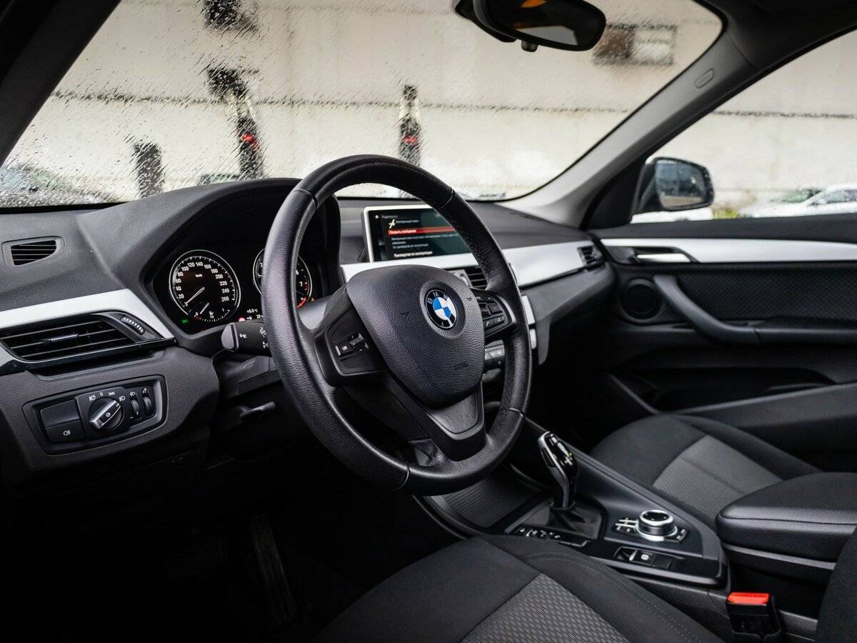 BMW X1 с пробегом — 2019 год. Фото: #11