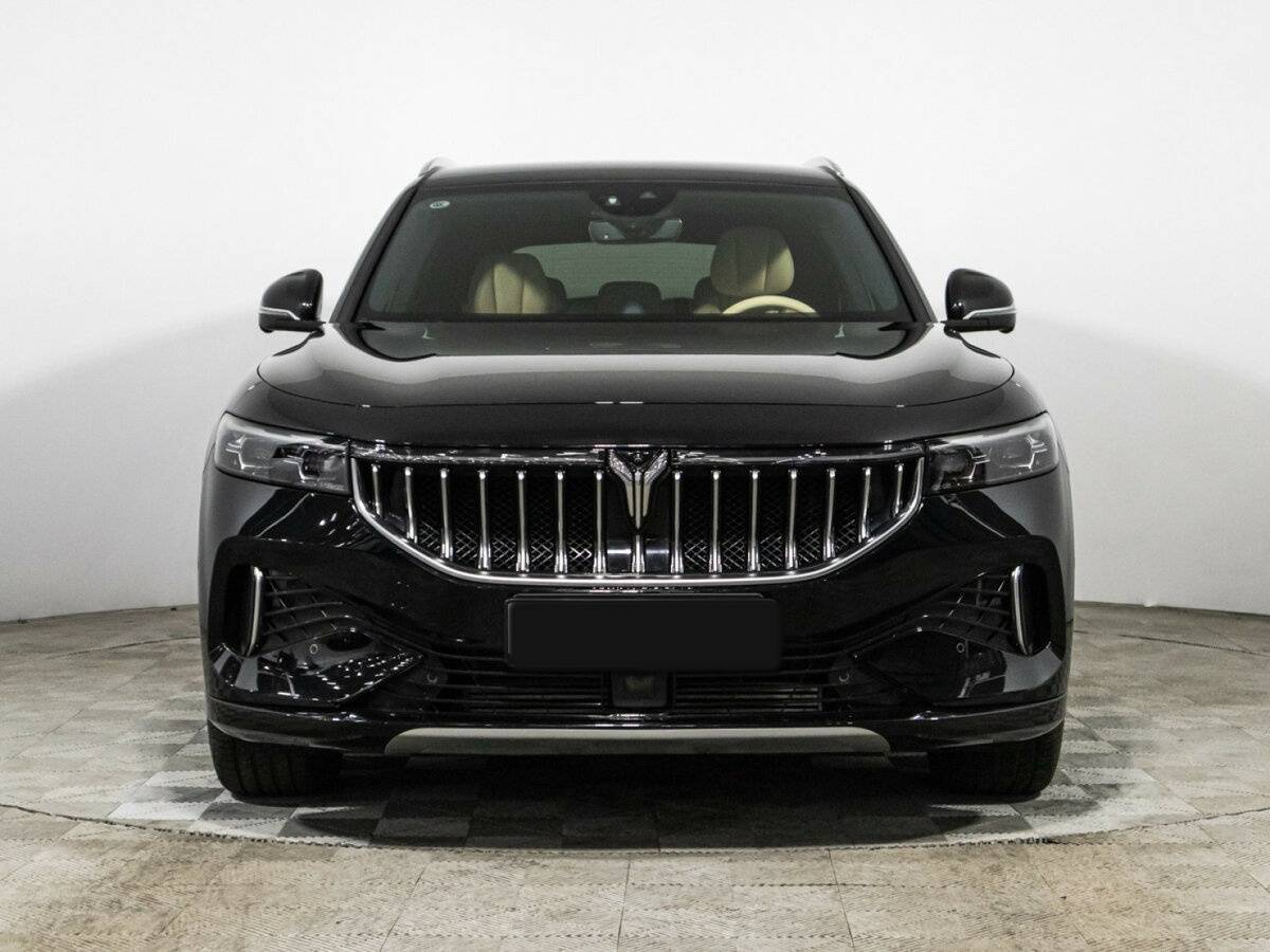 Voyah Free с пробегом — 2023 год. Фото: #1