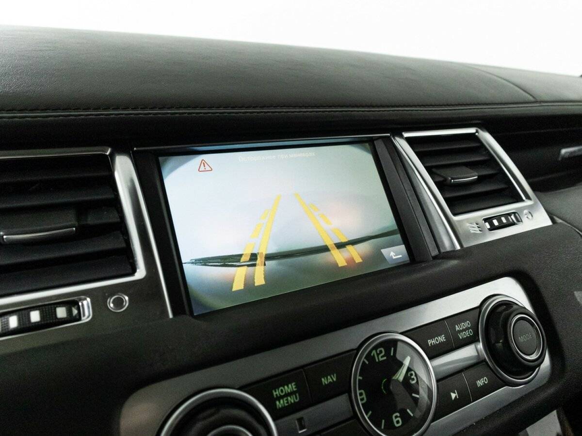 Land Rover Range Rover Sport с пробегом — 2010 год. Фото: #17