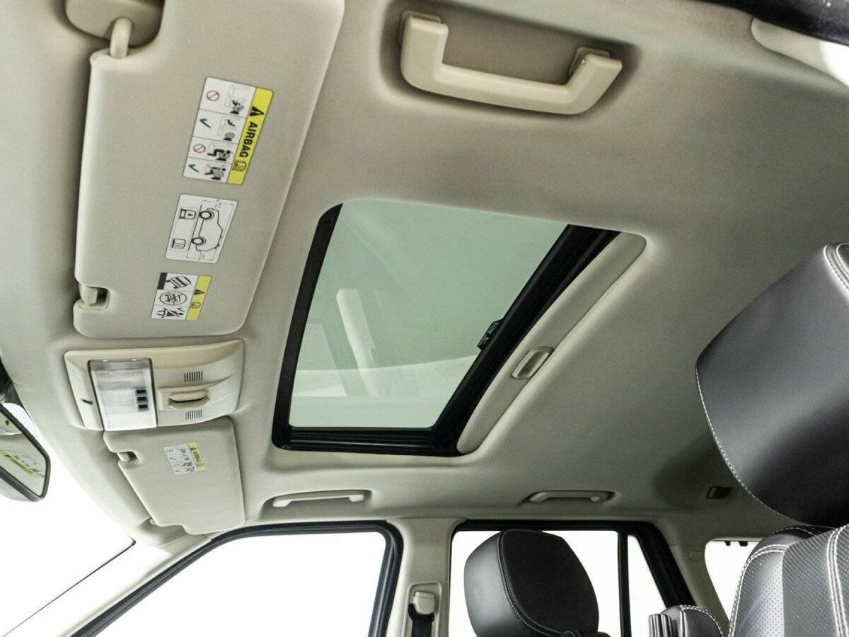 Land Rover Range Rover Sport с пробегом — 2010 год. Фото: #27