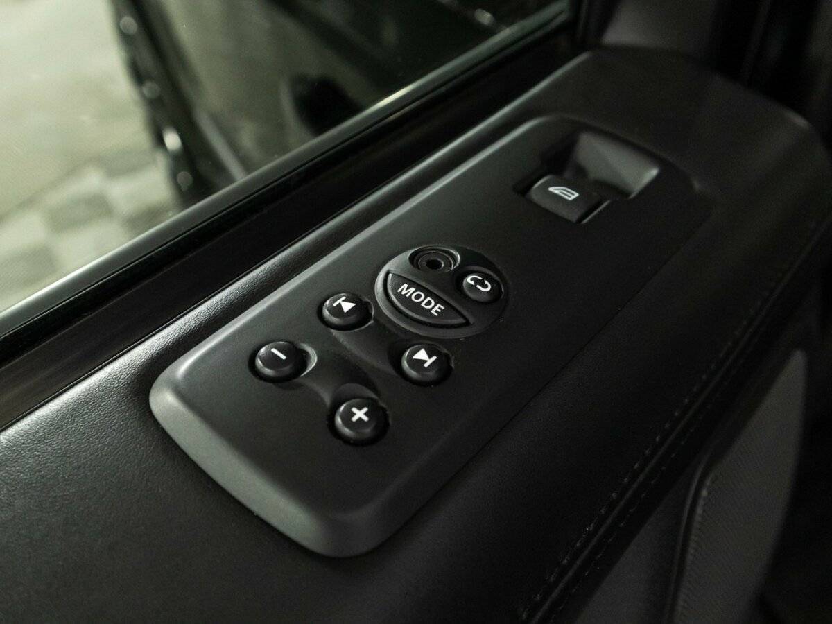 Land Rover Range Rover Sport с пробегом — 2010 год. Фото: #28