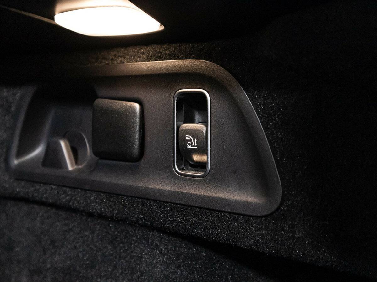 Mercedes-Benz GLE Coupe с пробегом — 2020 год. Фото: #14