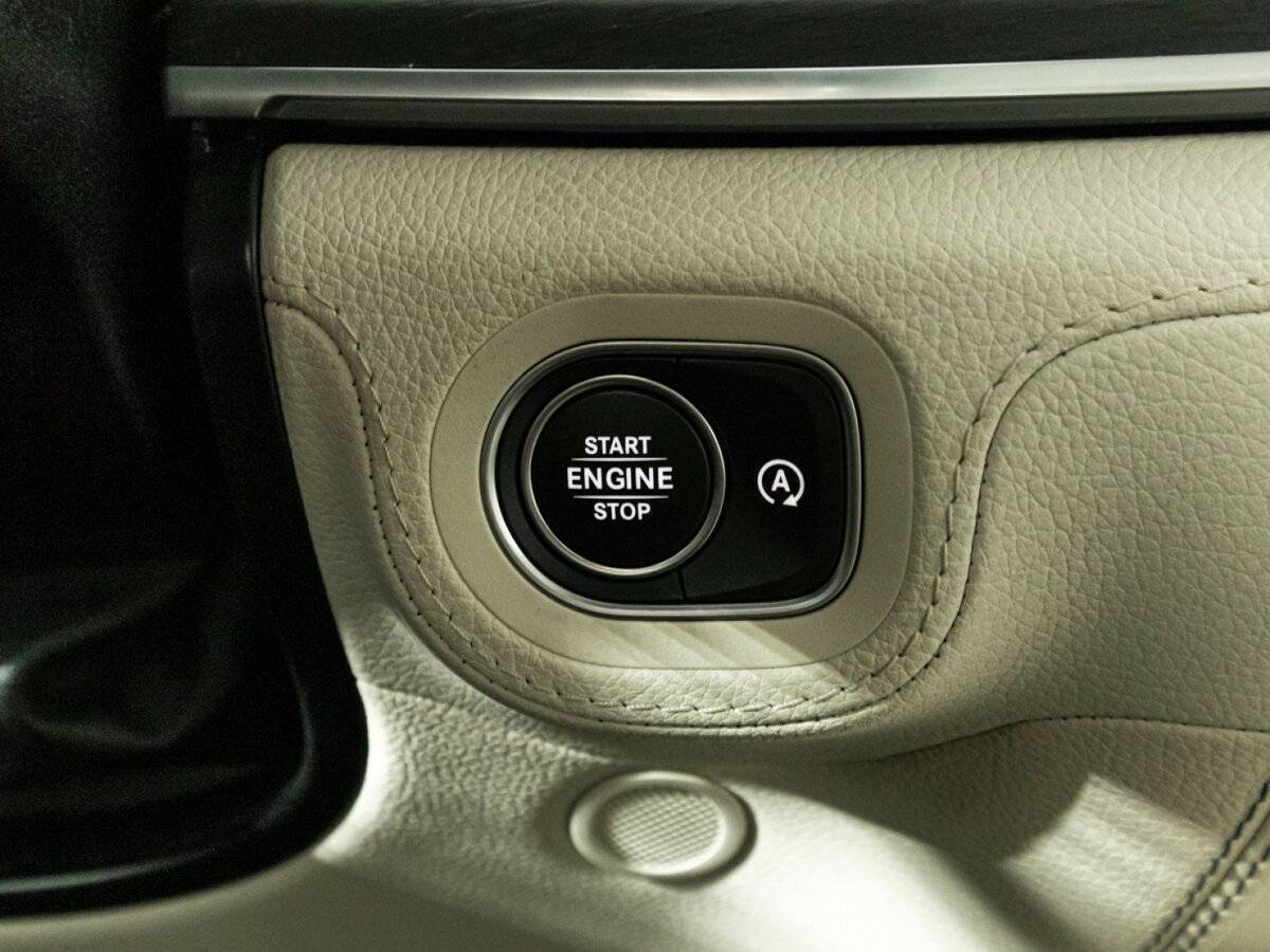 Mercedes-Benz GLE Coupe с пробегом — 2020 год. Фото: #26