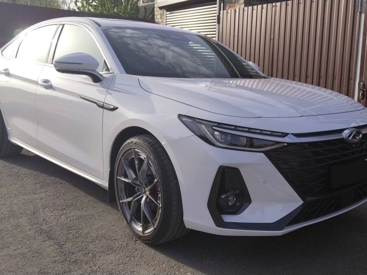 Chery Arrizo 8 с пробегом — 2023 год. Фото: #1