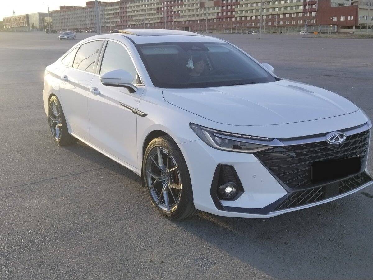 Chery Arrizo 8 с пробегом — 2023 год. Фото: #2