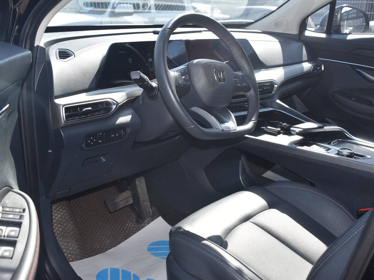 Changan UNI-T с пробегом — 2023 год. Фото: #8