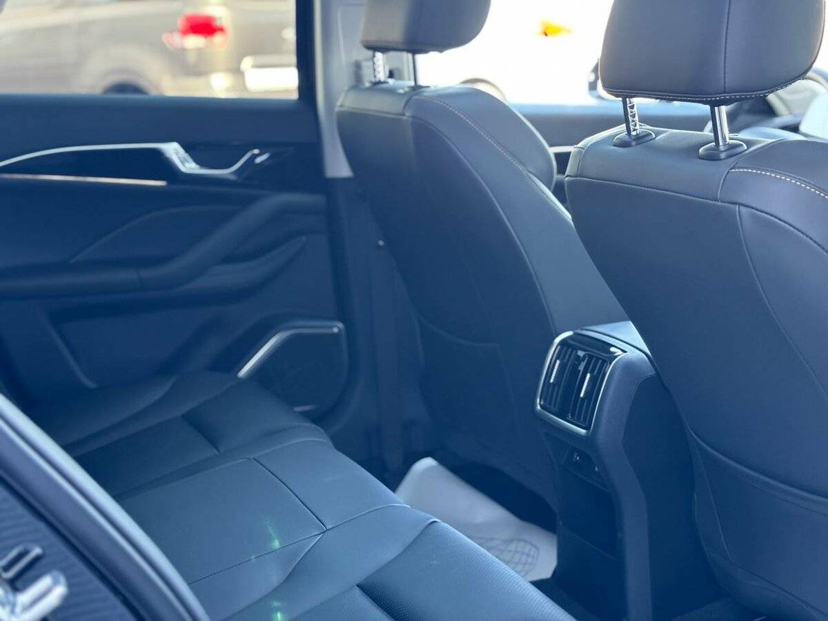 FAW Bestune B70 с пробегом — 2024 год. Фото: #31