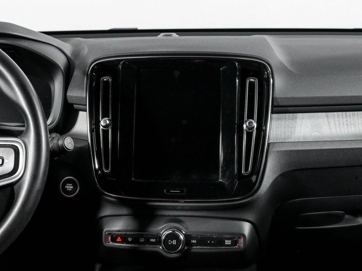 Volvo XC40 с пробегом — 2020 год. Фото: #13